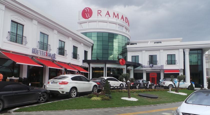 Ramada By Wyndham Sakarya Hotel Exterior foto
