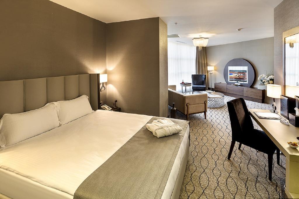 Ramada By Wyndham Sakarya Hotel Zimmer foto